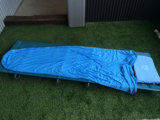 寝袋のインナーはもちろん、コット寝や蒸し暑いキャンプの際に単体使用 ...