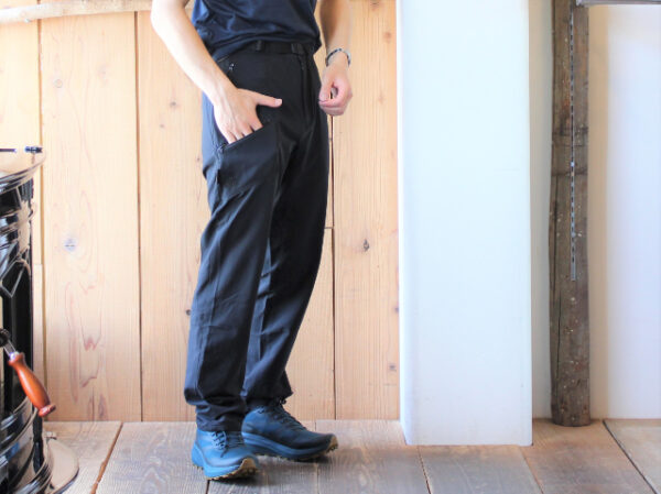 STATIC の取り組み。ZEPHER PANTS、FORGE PANTS – moderate