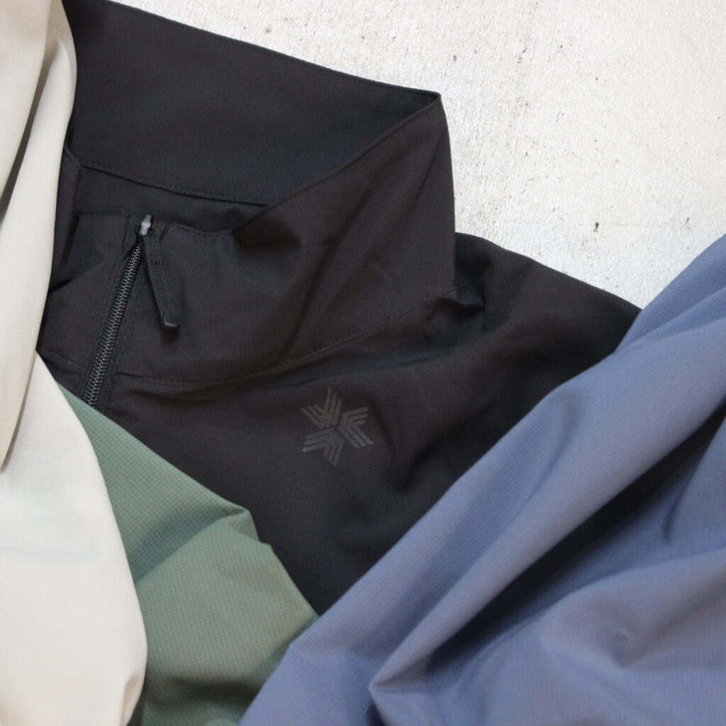 程よい薄さと抜け感…Goldwin「Floating Windshell Jacket」