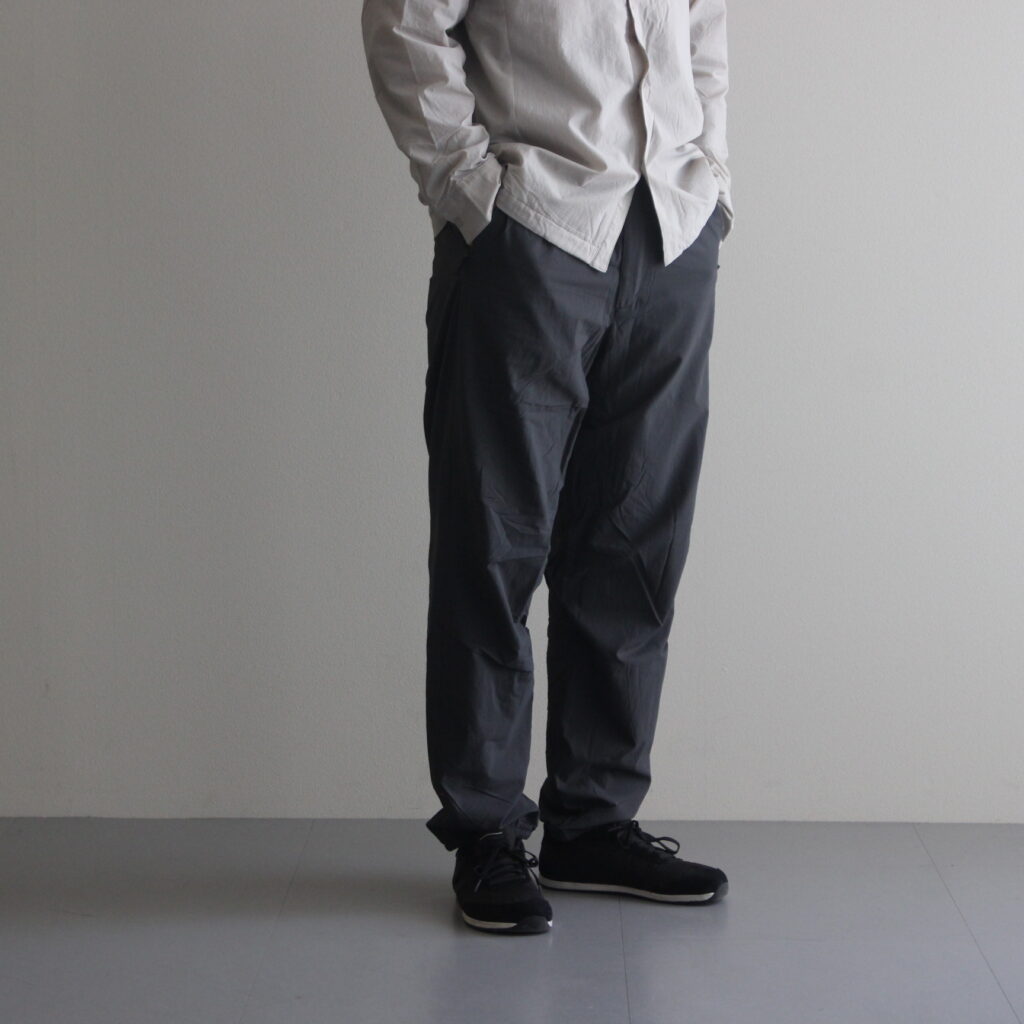 軽くて暖かい THE NORTH FACE の October Mid Pants & Shirts 紹介
